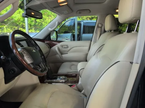 More photos of 2018 INFINITI QX80 at Automaxx of the Carolinas, SC