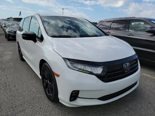 White 2023 Honda Odyssey Sport for sale in Summerville, SC