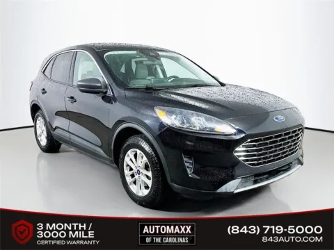 Black 2022 Ford Escape SE for sale in Summerville, SC
