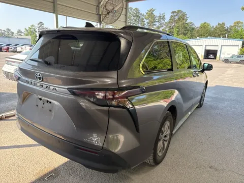 Another view of 2024 Toyota Sienna XLE for sale in Summerville, SC at Automaxx of the Carolinas