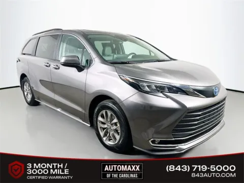 Gray 2024 Toyota Sienna XLE for sale in Summerville, SC