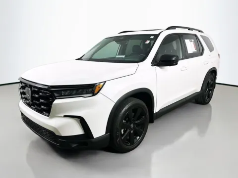 Another view of 2025 Honda Pilot Black Edition for sale in Summerville, SC at Automaxx of the Carolinas