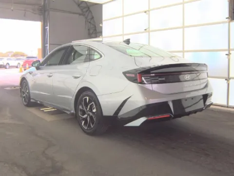 More photos of 2025 Hyundai Sonata SEL at Automaxx of the Carolinas, SC