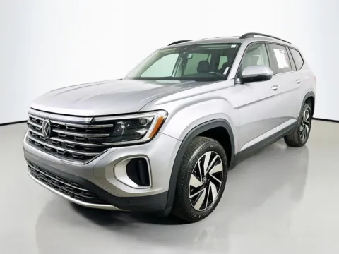 Another view of 2024 Volkswagen Atlas 2.0T SE w/Technology for sale in Summerville, SC at Automaxx of the Carolinas