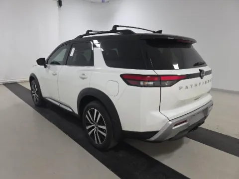 More photos of 2023 Nissan Pathfinder Platinum at Automaxx of the Carolinas, SC