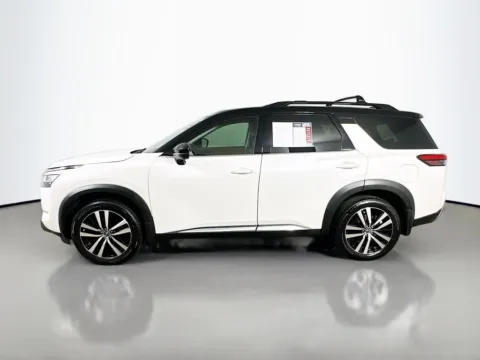 More photos of 2023 Nissan Pathfinder Platinum at Automaxx of the Carolinas, SC