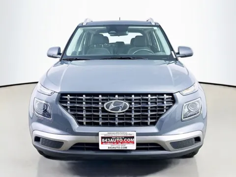Photos of 2025 Hyundai Venue SEL for sale in Summerville, SC at Automaxx of the Carolinas