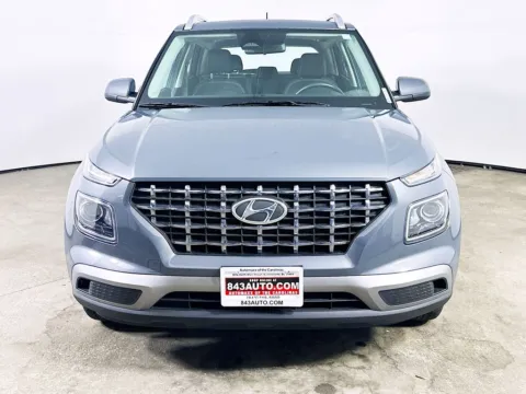 Photos of 2025 Hyundai Venue SEL for sale in Summerville, SC at Automaxx of the Carolinas