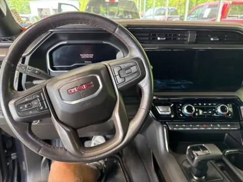 More photos of 2022 GMC Sierra 1500 AT4 at Automaxx of the Carolinas, SC