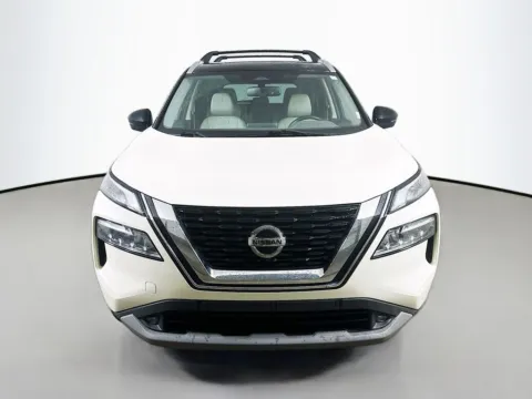 Photos of 2021 Nissan Rogue SL for sale in Summerville, SC at Automaxx of the Carolinas