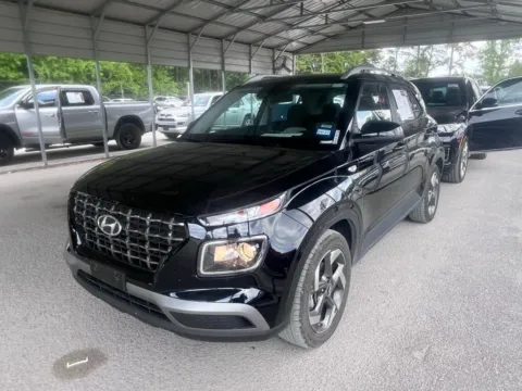 More photos of 2025 Hyundai Venue SEL at Automaxx of the Carolinas, SC