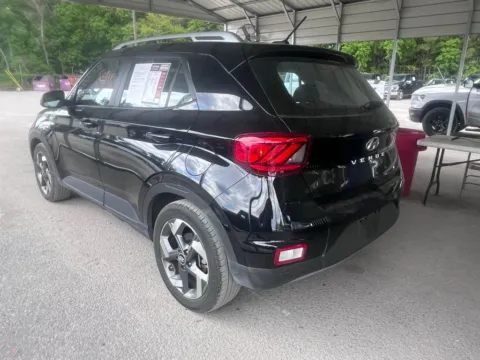 More photos of 2025 Hyundai Venue SEL at Automaxx of the Carolinas, SC