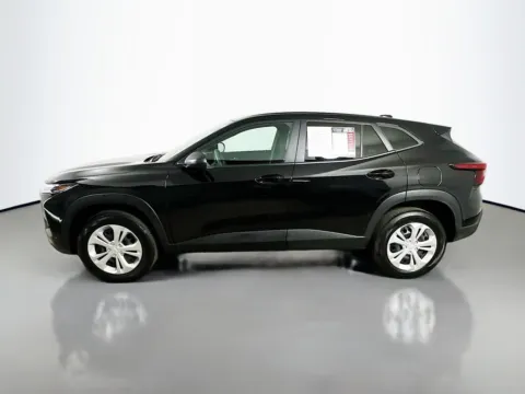 More photos of 2025 Chevrolet Trax LS at Automaxx of the Carolinas, SC