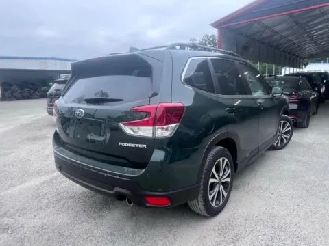 More photos of 2023 Subaru Forester Limited at Automaxx of the Carolinas, SC