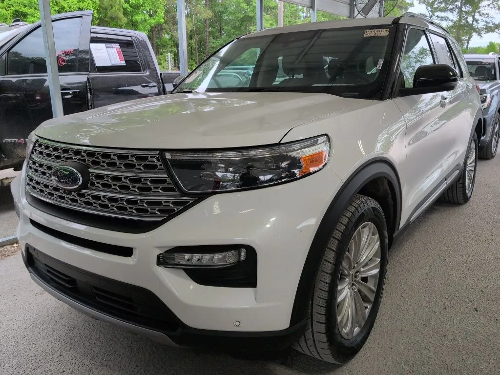 White 2021 Ford Explorer Limited for sale in Summerville, SC