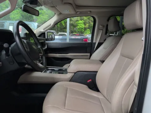 More photos of 2022 Ford Expedition Max XLT at Automaxx of the Carolinas, SC