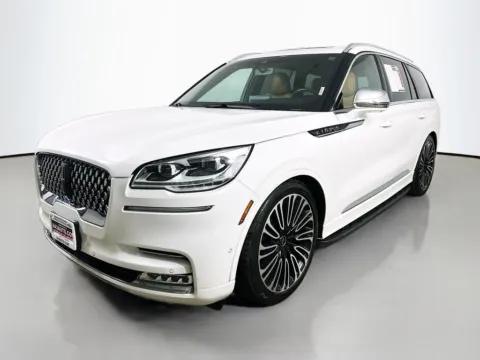 Another view of 2021 Lincoln Aviator Black Label for sale in Summerville, SC at Automaxx of the Carolinas