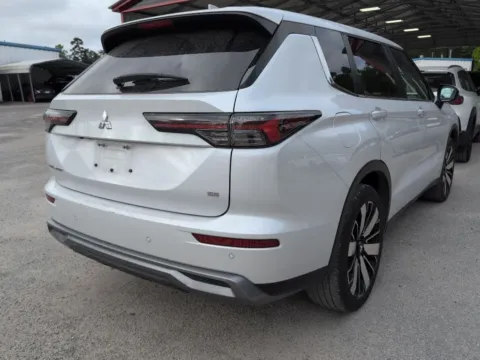 Another view of 2025 Mitsubishi Outlander SE for sale in Summerville, SC at Automaxx of the Carolinas
