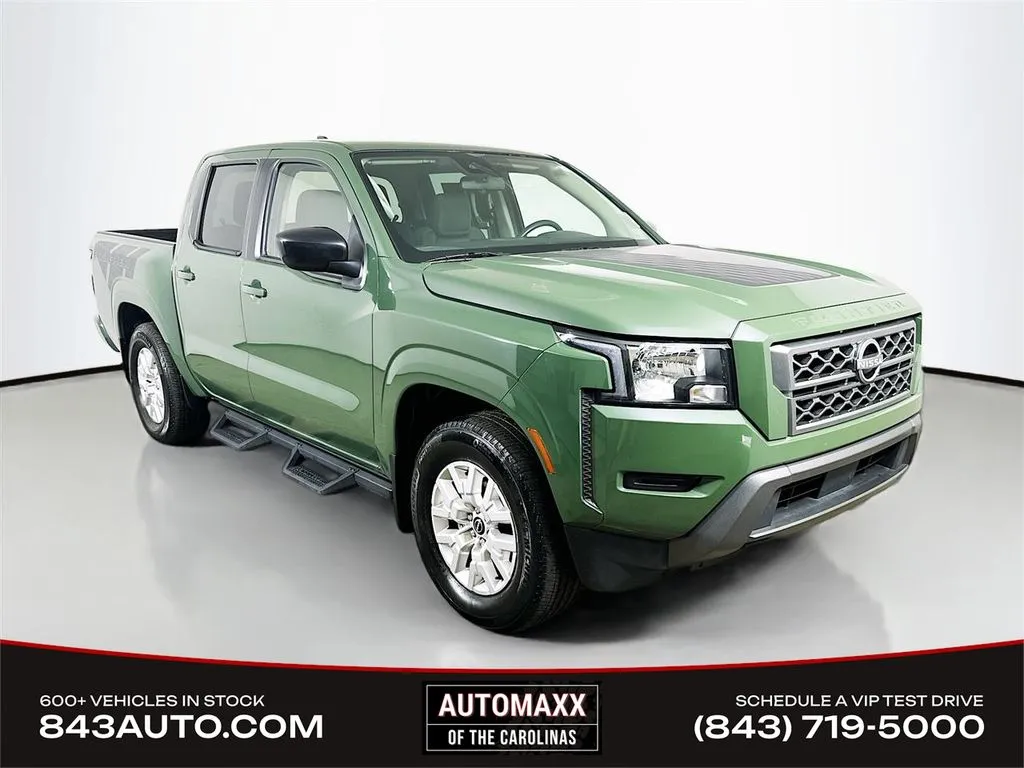 2023 Nissan Frontier SV Crew Cab 4X2 SWB's photo