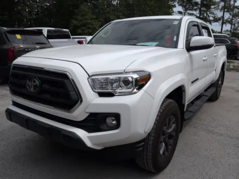 White 2022 Toyota Tacoma SR5 for sale in Summerville, SC