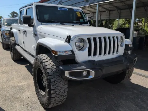 Photos of 2021 Jeep Gladiator Overland for sale in Summerville, SC at Automaxx of the Carolinas