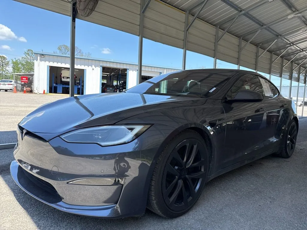 2023 Tesla Model S Plaid's photo