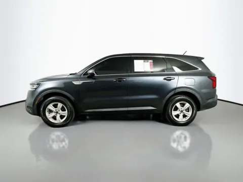 More photos of 2023 Kia Sorento LX at Automaxx of the Carolinas, SC