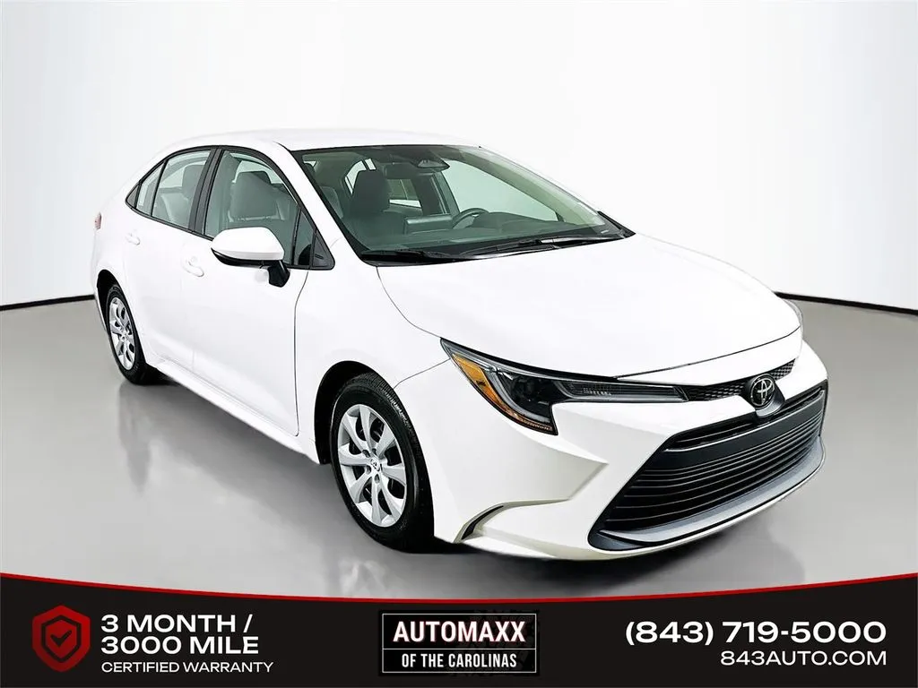 White 2023 Toyota Corolla LE for sale in Summerville, SC