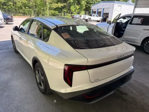More photos of 2025 Kia K4 LXS at Automaxx of the Carolinas, SC