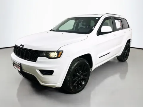 Another view of 2020 Jeep Grand Cherokee Altitude for sale in Summerville, SC at Automaxx of the Carolinas