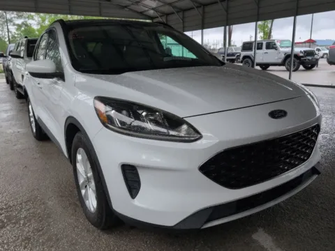 Photos of 2020 Ford Escape SE for sale in Summerville, SC at Automaxx of the Carolinas