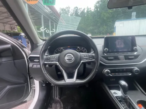 More photos of 2022 Nissan Altima 2.5 SR at Automaxx of the Carolinas, SC