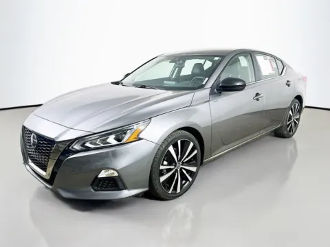 Another view of 2022 Nissan Altima 2.5 SR for sale in Summerville, SC at Automaxx of the Carolinas