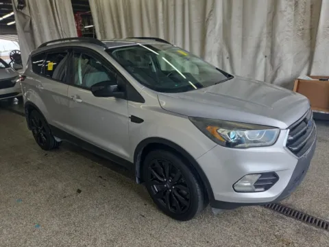 Photos of 2019 Ford Escape SE for sale in Summerville, SC at Automaxx of the Carolinas