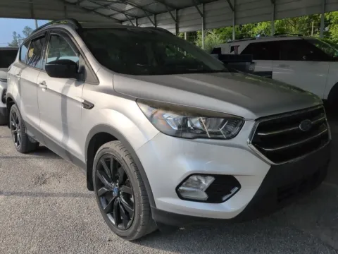 Photos of 2019 Ford Escape SE for sale in Summerville, SC at Automaxx of the Carolinas