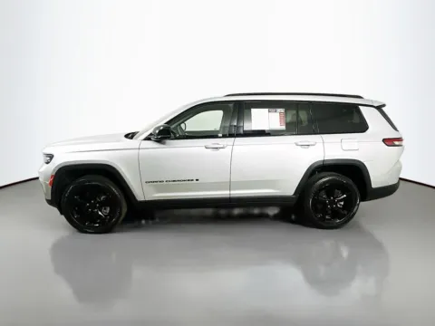 More photos of 2023 Jeep Grand Cherokee L Altitude at Automaxx of the Carolinas, SC