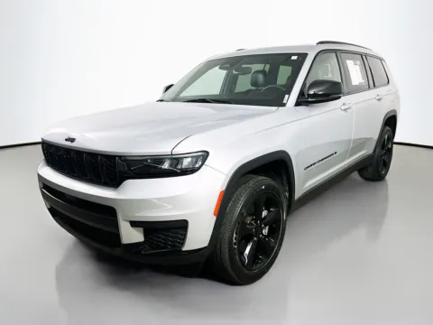 Another view of 2023 Jeep Grand Cherokee L Altitude for sale in Summerville, SC at Automaxx of the Carolinas