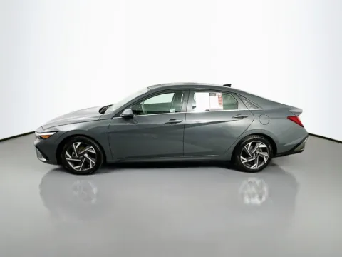 More photos of 2025 Hyundai Elantra SEL Convenience at Automaxx of the Carolinas, SC
