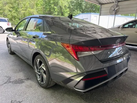 More photos of 2025 Hyundai Elantra SEL Convenience at Automaxx of the Carolinas, SC