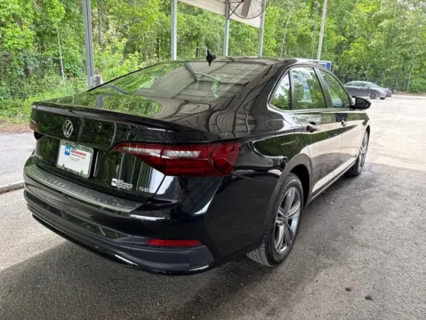 More photos of 2023 Volkswagen Jetta 1.5T SE at Automaxx of the Carolinas, SC
