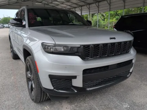 Photos of 2023 Jeep Grand Cherokee L Altitude for sale in Summerville, SC at Automaxx of the Carolinas