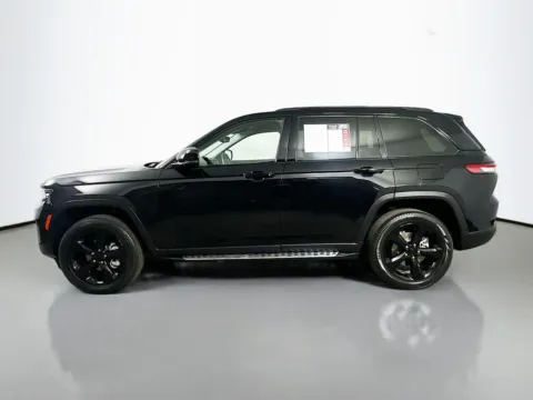 More photos of 2023 Jeep Grand Cherokee Limited at Automaxx of the Carolinas, SC