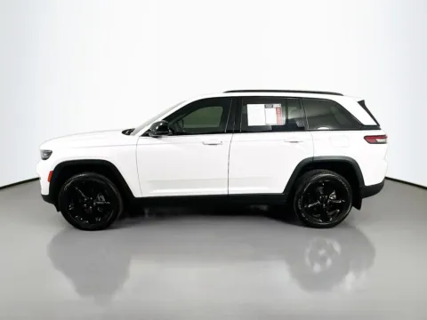 More photos of 2024 Jeep Grand Cherokee Altitude X at Automaxx of the Carolinas, SC