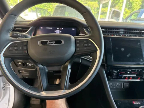 More photos of 2024 Jeep Grand Cherokee Altitude X at Automaxx of the Carolinas, SC