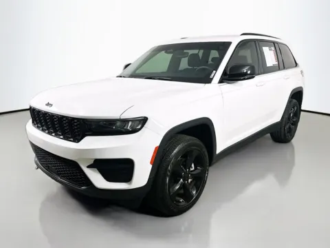Another view of 2024 Jeep Grand Cherokee Altitude X for sale in Summerville, SC at Automaxx of the Carolinas