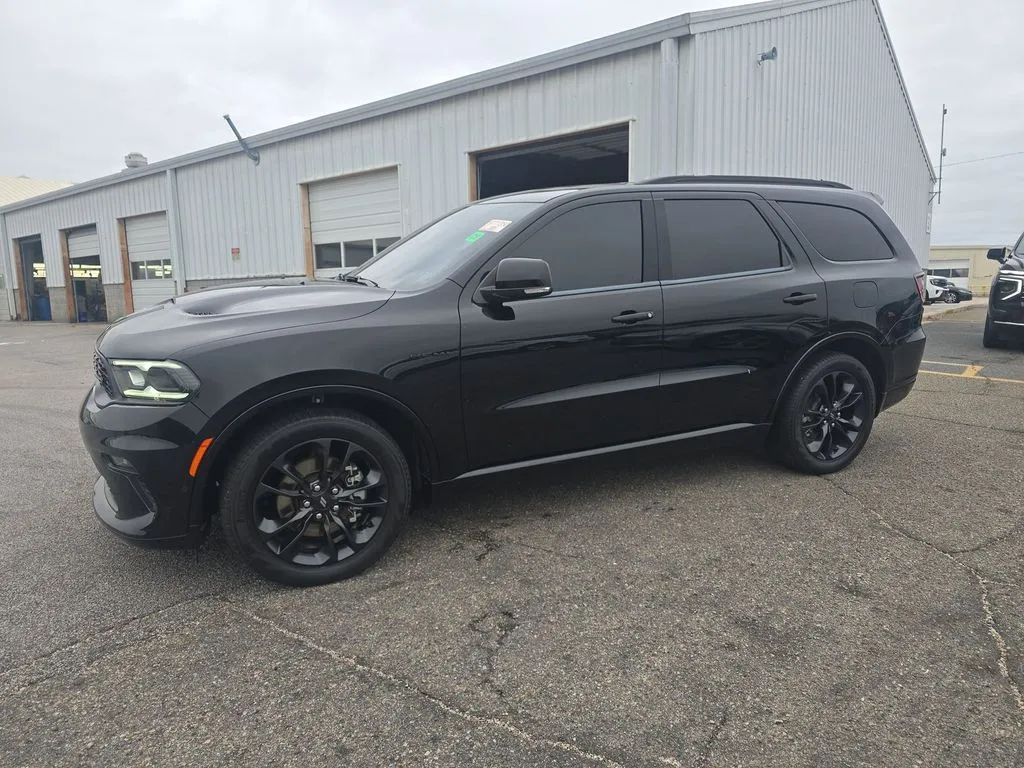 Black 2023 Dodge Durango R/T Plus for sale in Summerville, SC