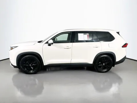 More photos of 2024 Toyota Grand Highlander Hybrid MAX Platinum at Automaxx of the Carolinas, SC