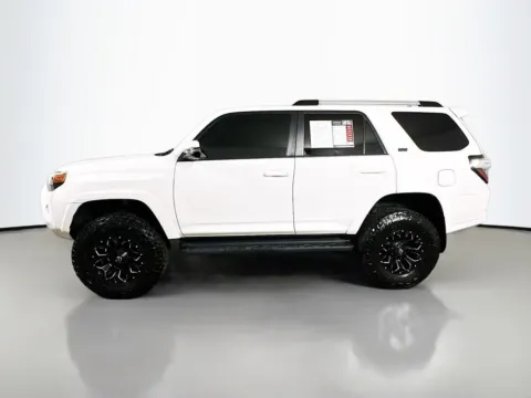 More photos of 2022 Toyota 4Runner SR5 Premium at Automaxx of the Carolinas, SC