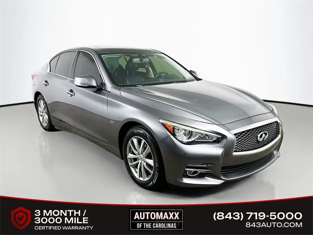 2016 INFINITI Q50 2.0t Premium's photo