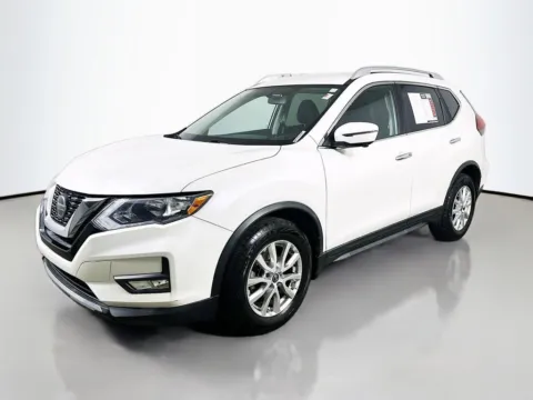 Another view of 2018 Nissan Rogue SV for sale in Summerville, SC at Automaxx of the Carolinas